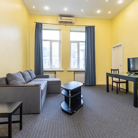 Kievacccommodation Near Gulliver 24H Self Check-In Buitenkant foto