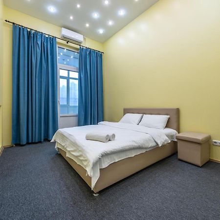 Kievacccommodation Near Gulliver 24H Self Check-In Buitenkant foto